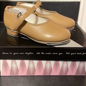 Dancewear Revolution Tap shoes NEW